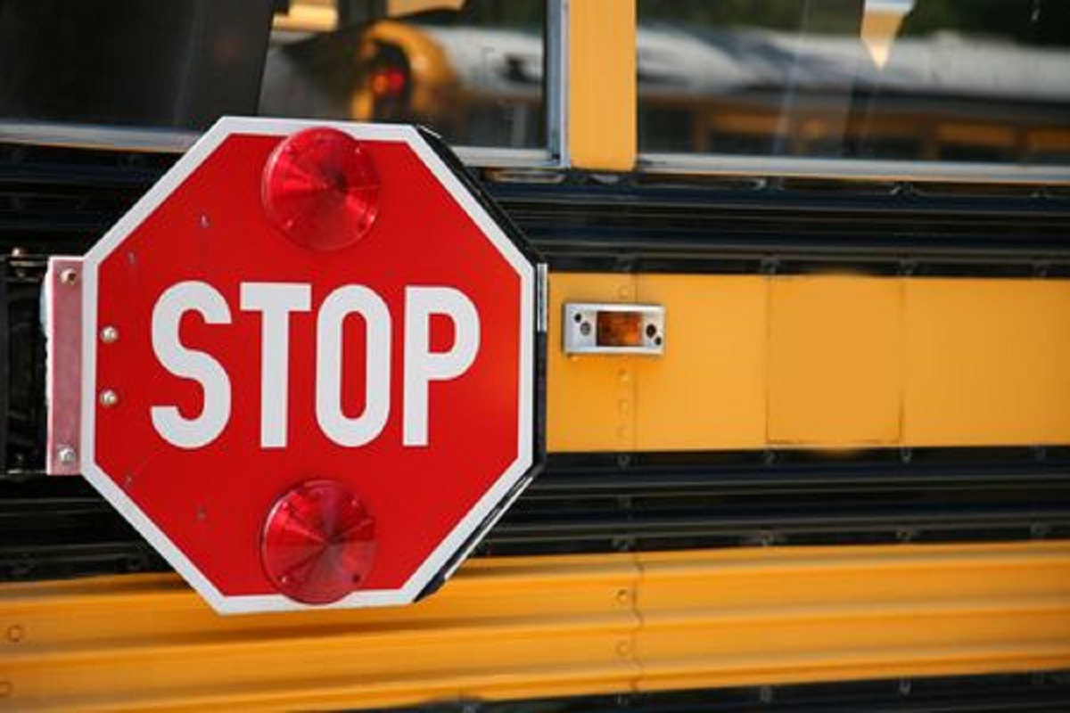 school zones driving tips, school buses