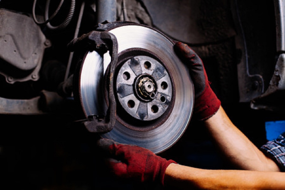 car maintenance, DIY repair, bedding in brake pads